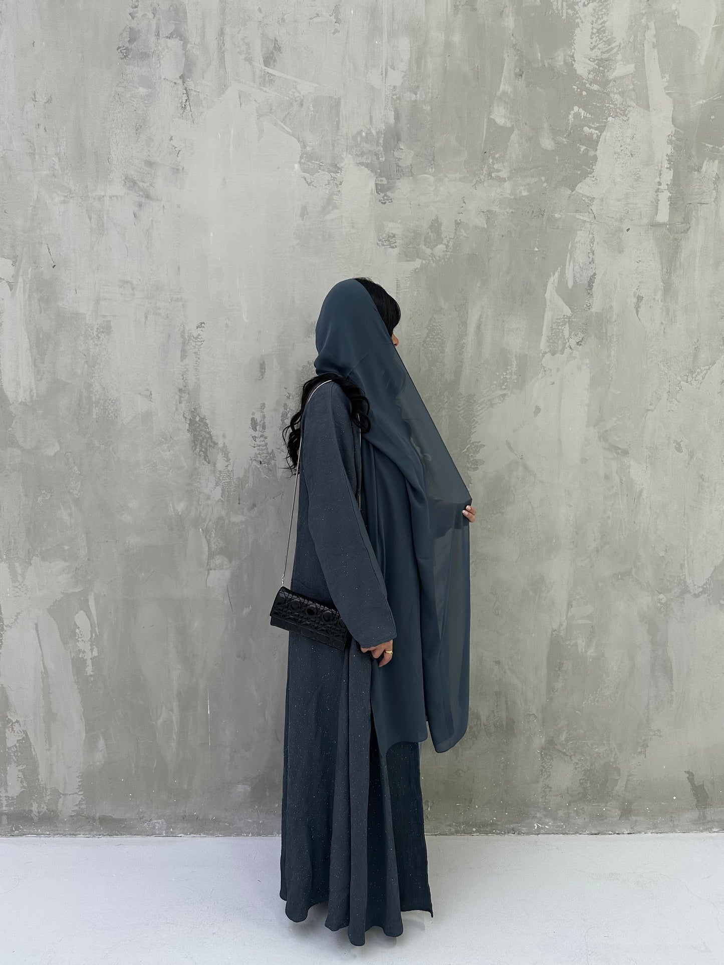 Elegant ( تسليم فوري ) !